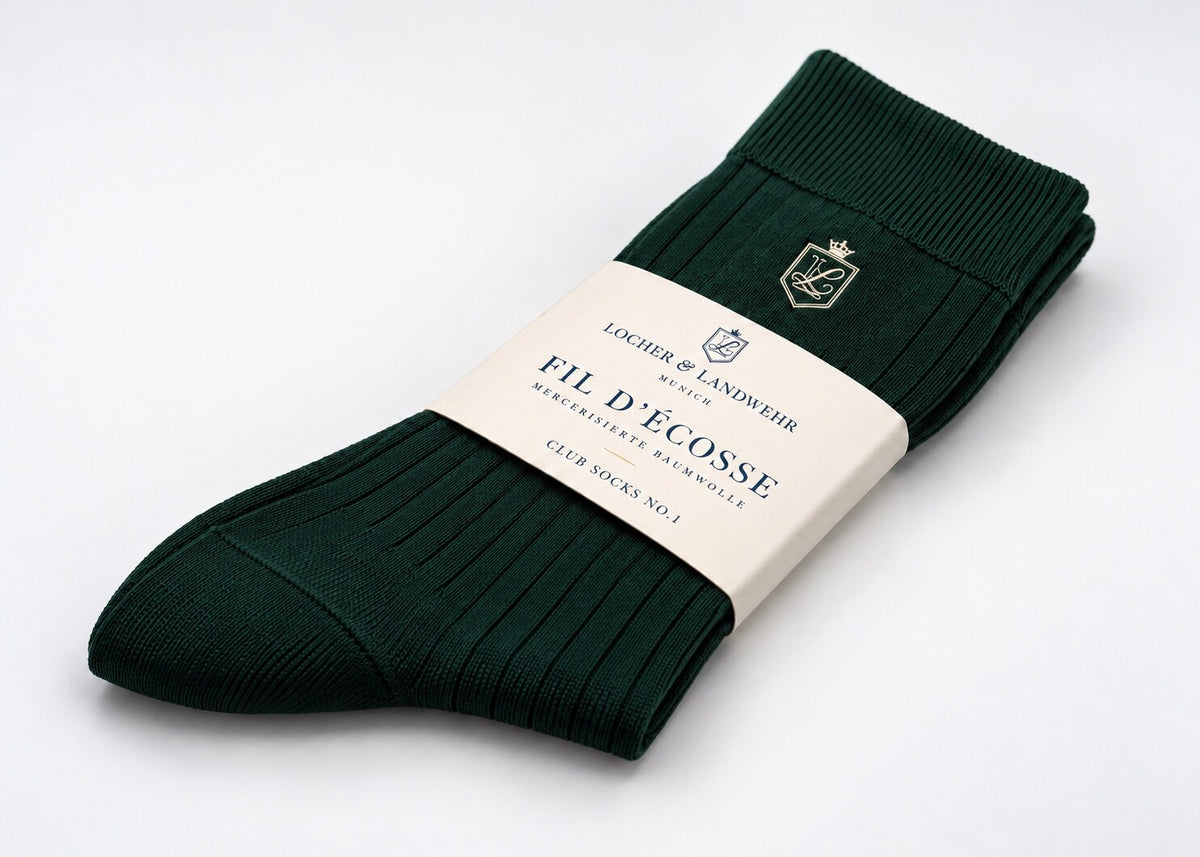 Club Socks No. 1 in Racing Green, gefaltet mit Banderole, gesticktes Locher & Landwehr Wappen